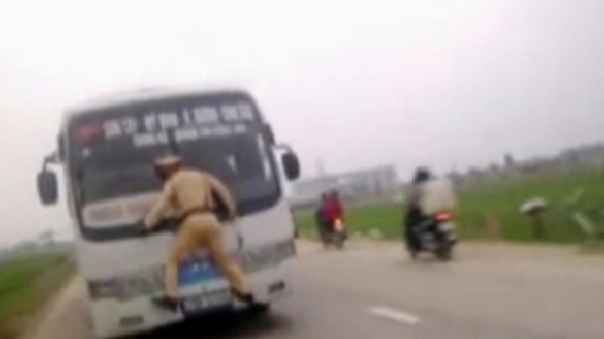 de rasul lumii simtul datoriei dus la extrem ce face acest politist