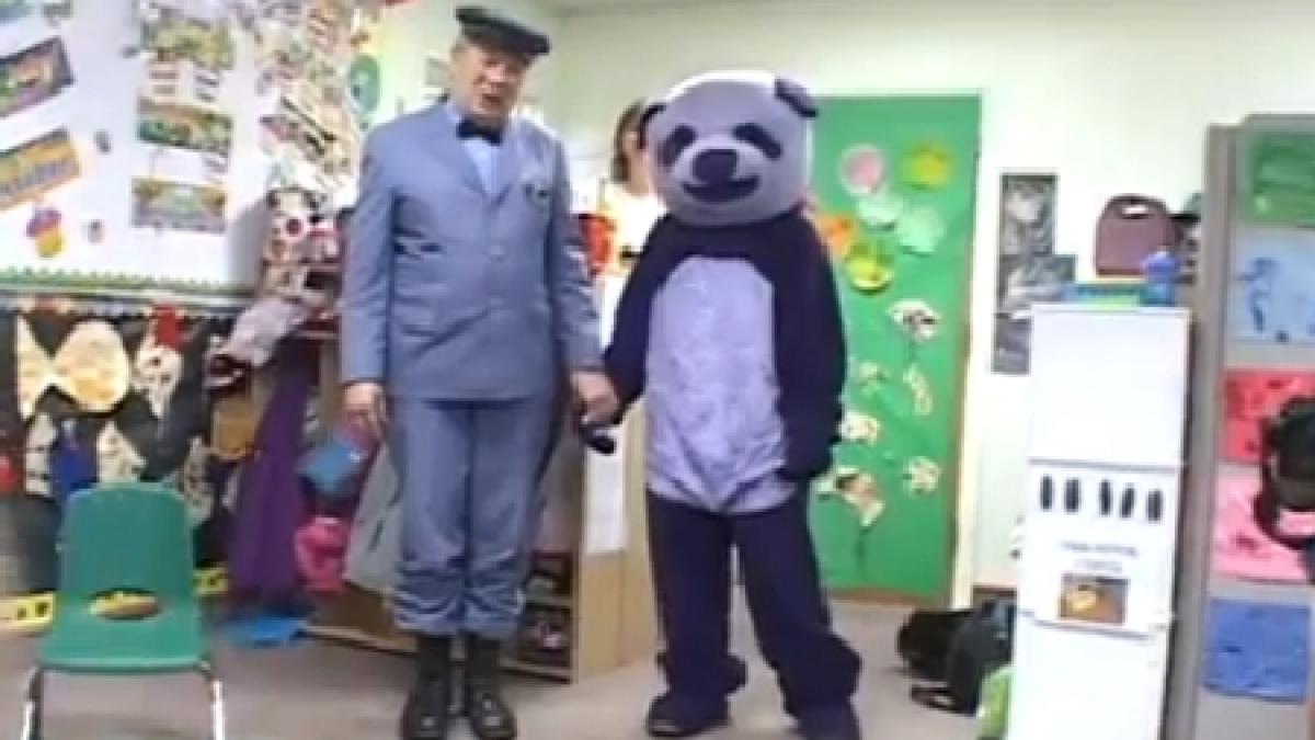 imaginile care i au speriat teribil pe copii un personaj din aceasta poza i a facut sa planga