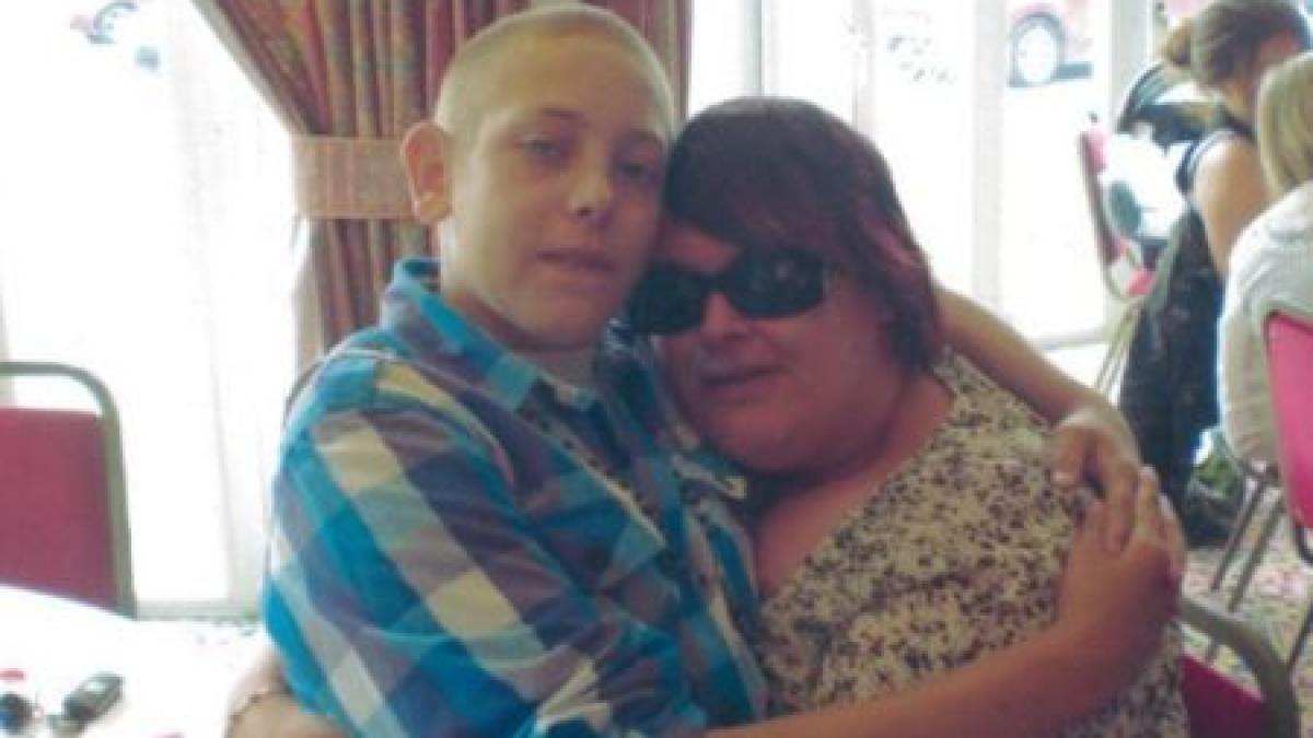 mama nu sunt mort cea mai proasta gluma de pe facebook