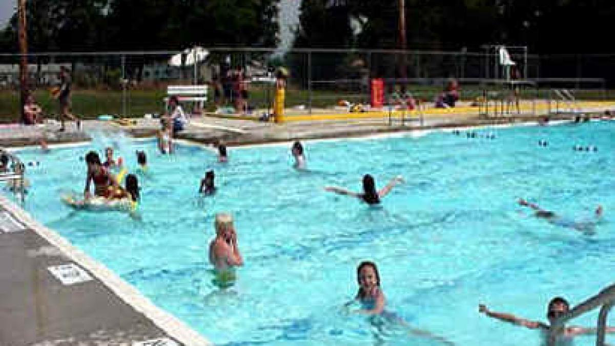 un strand din marghita care a costat aproape un milion si jumatate de euro exista doar in fotografii