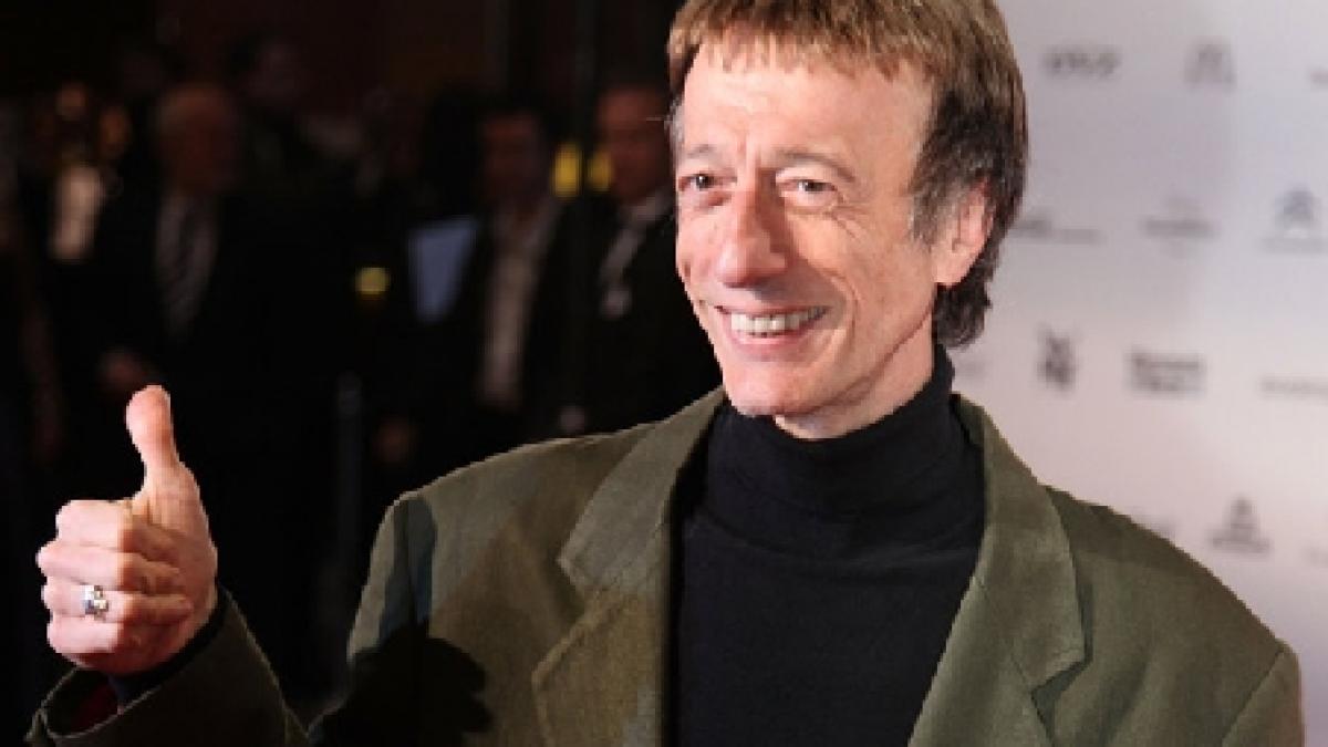 miracol pentru robin gibb unul dintre solistii bee gees a iesit din coma dupa o saptamana