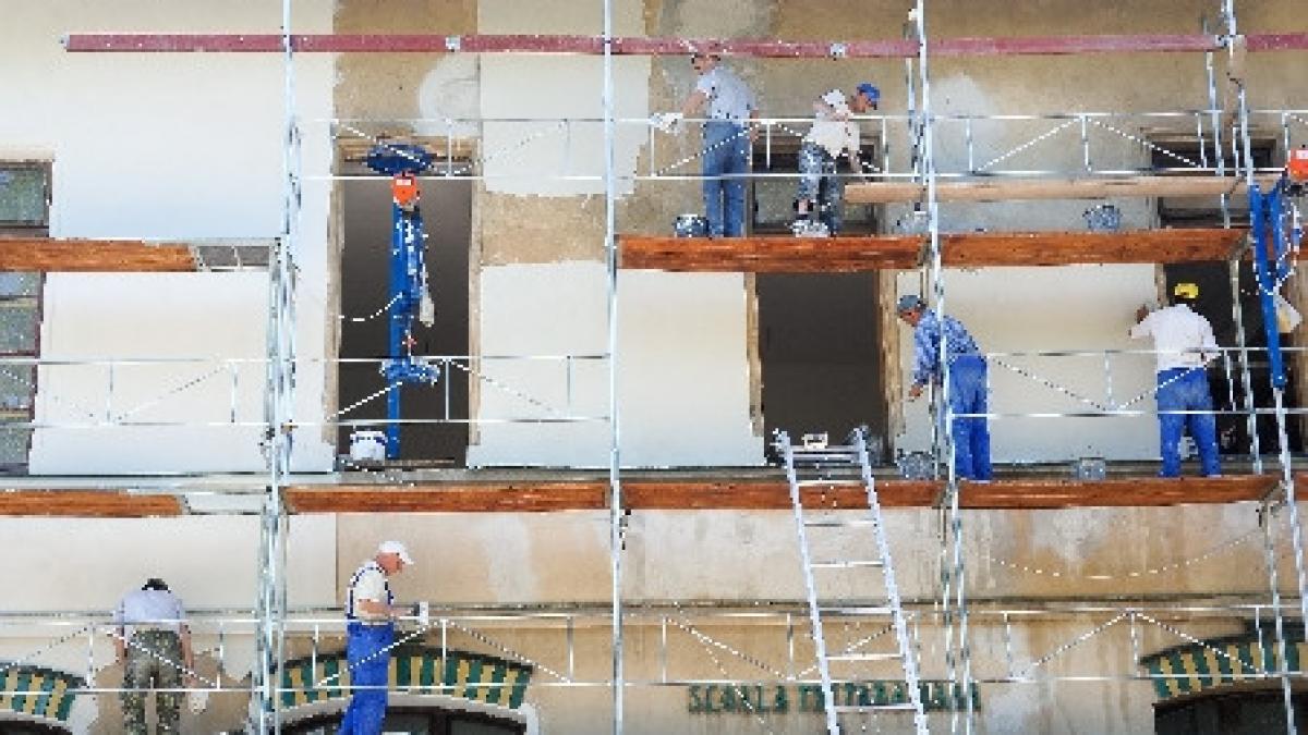 o scoala bucuresteana cauta copii pentru 14 clase de ce s a ajuns in situatia aceasta