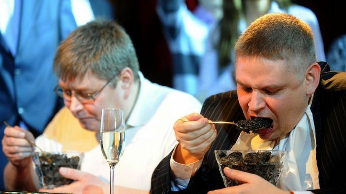 primul campionat de mancat caviar