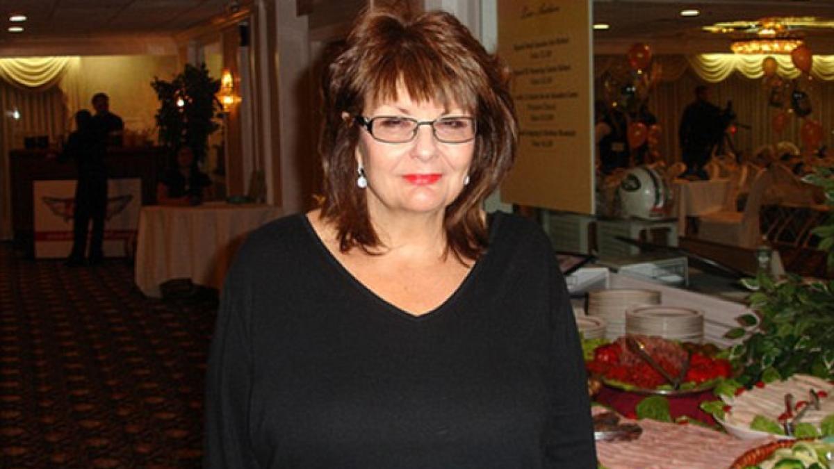 vezi recompensa incredibila pe care a primit o o femeie care i a donat un rinichi sefei ei