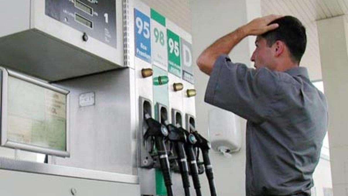 benzina s a scumpit din nou cu cat a majorat petrom pretul carburantului