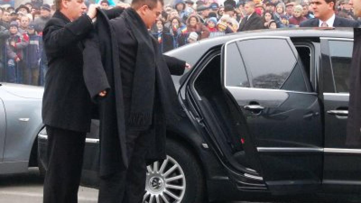 cum e sa stai gard in gard cu premierul in fiecare dimineata strada lor se transforma intr o mica