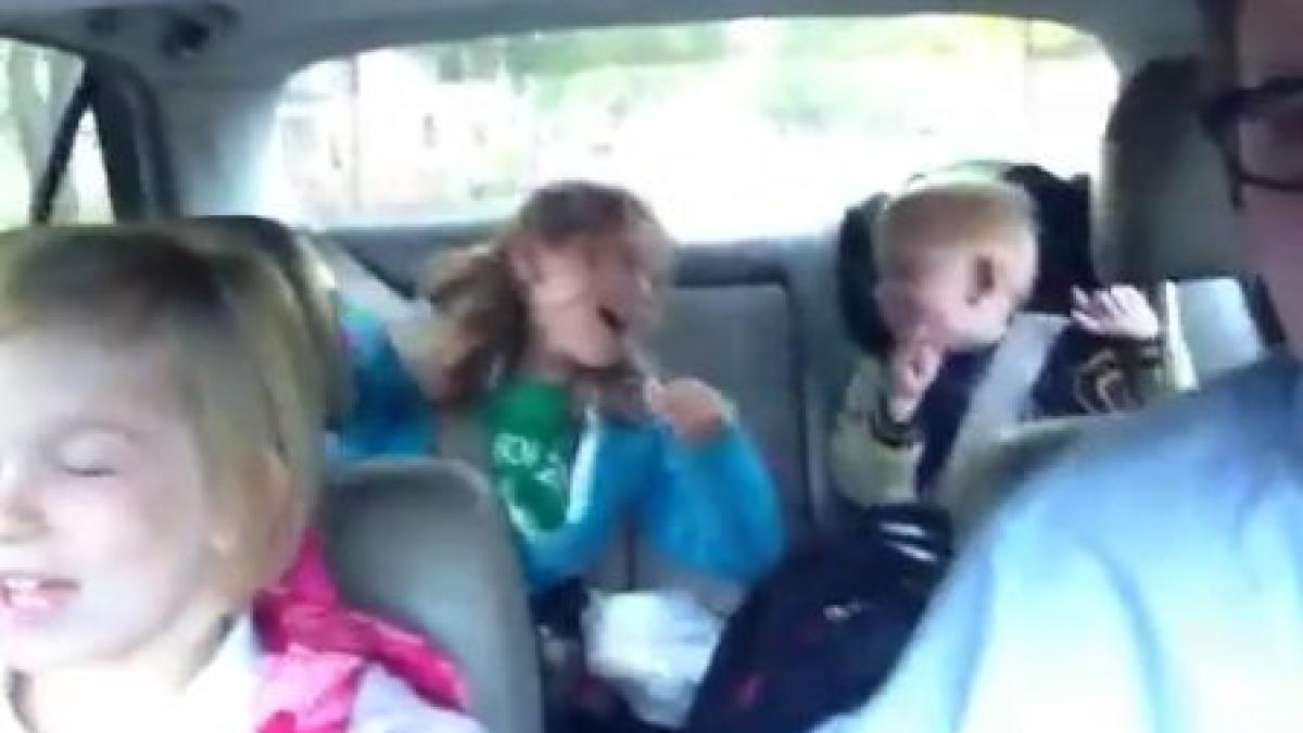 cea mai simpatica familie in drum spre scoala intr o astfel de atmosfera orice dimineata este mai