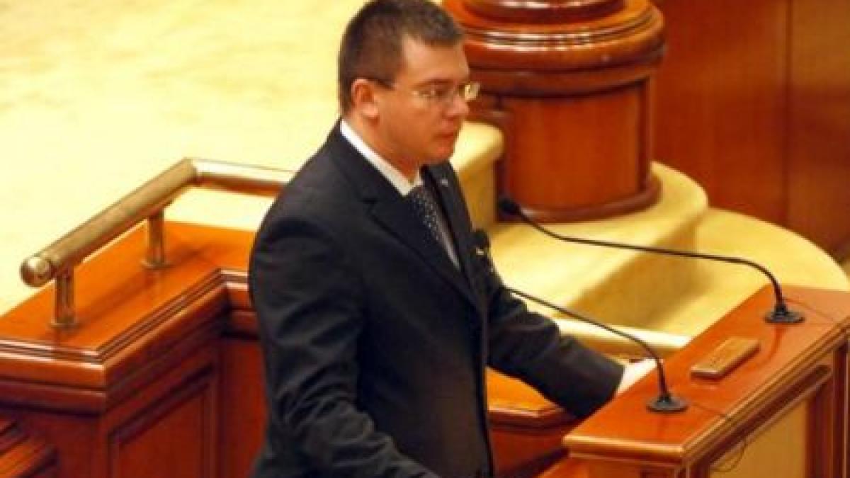 premierul ungureanu in parlament motiunea este o invitatie catre o romanie arhaica