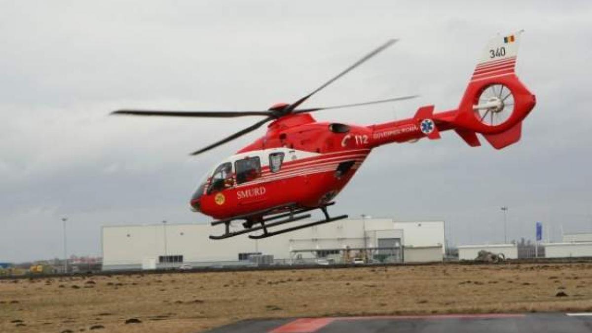 trei din cele 33 de victime ale accidentului transportate cu elicopterul la bucuresti o femeie este