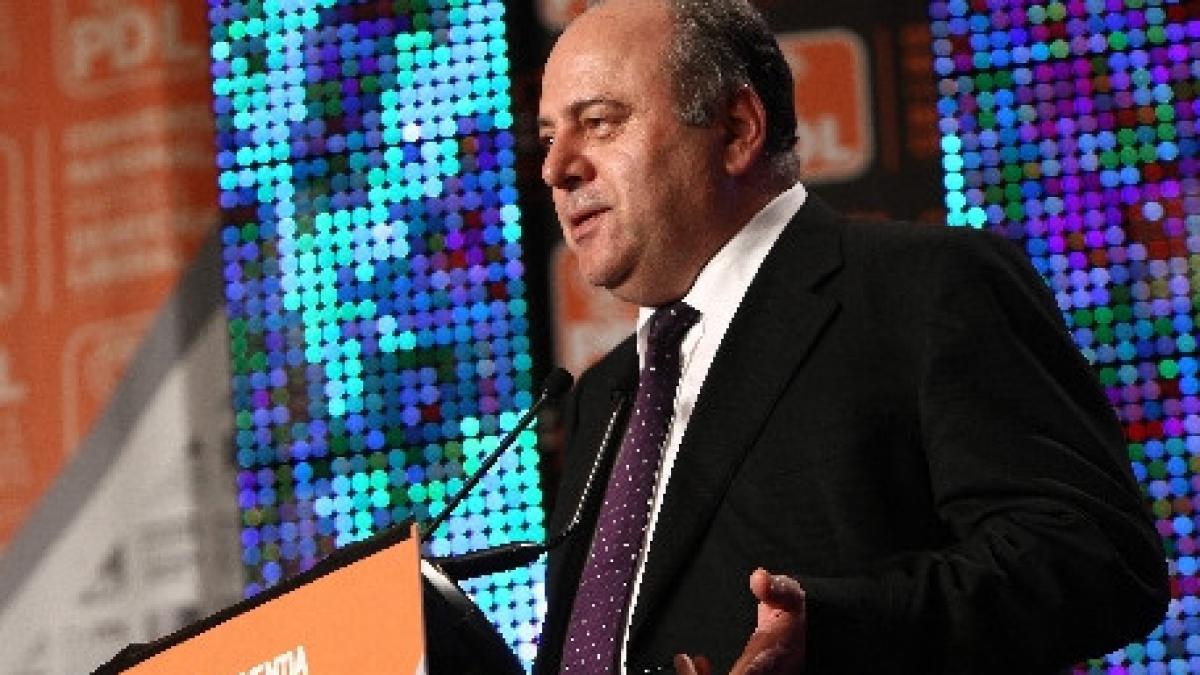 Gheorghe Ştefan: Un preşedinte de partid care are onoare ar trebui să demisioneze după un asemenea eşec