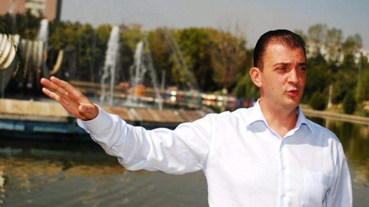 liberalul rares manescu si a depus candidatura la primaria sectorului 6 din partea usl