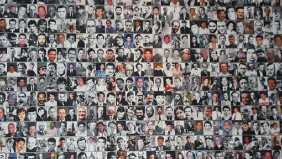 new media cultura online si retelele de socializare au propria lor galerie in cadrul muzeului