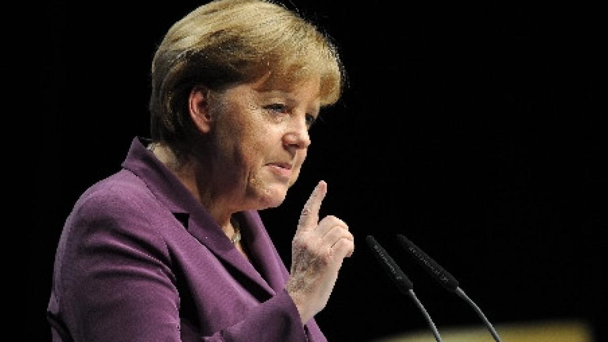angela merkel intentioneaza sa boicoteze euro 2012 pe cine vrea sa elibereze din inchisoare