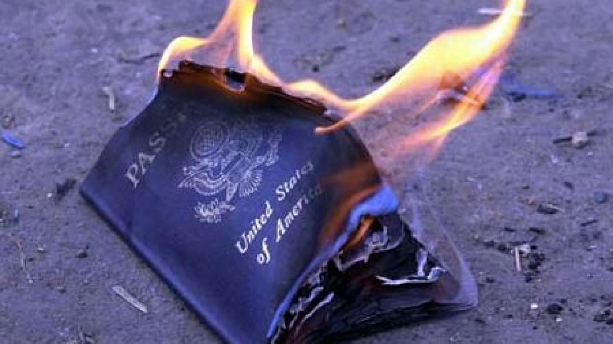 bogatasii nu mai vor sa fie americani stau la cozi ca sa renunte la cetatenie