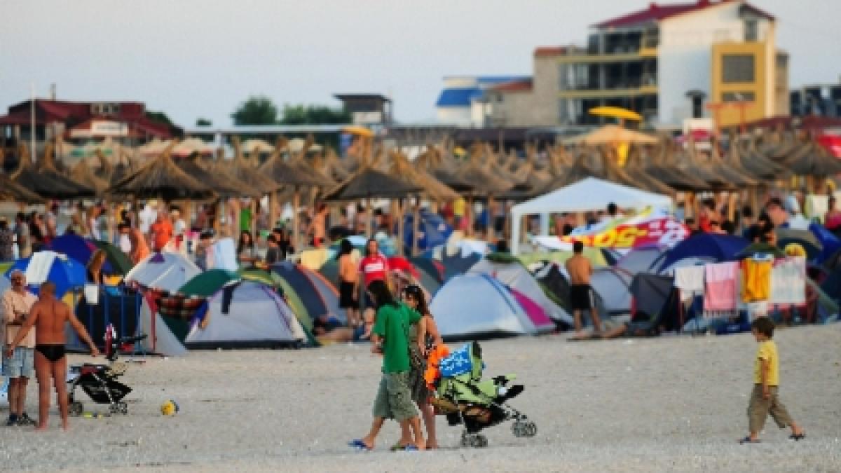 ins aproape 1 4 milioane de turisti straini au intrat in romania de la inceputul anului