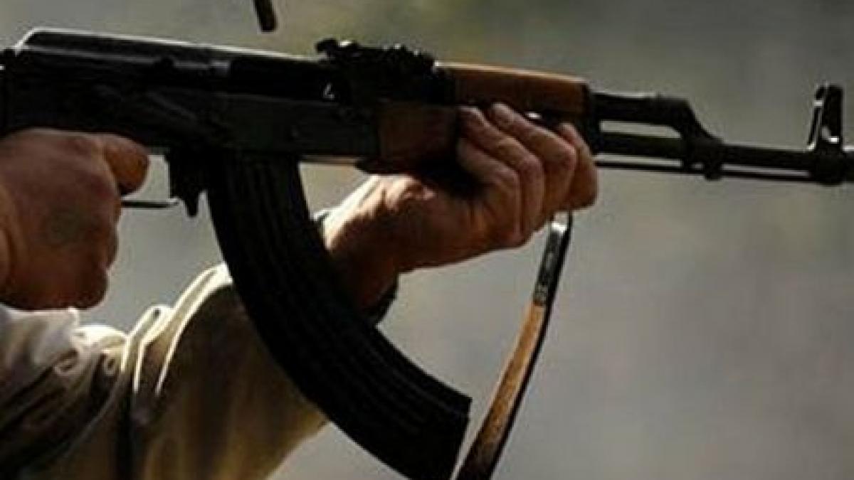 un politist rus s a sinucis impuscandu se in cap cu pusca sa kalasnikov