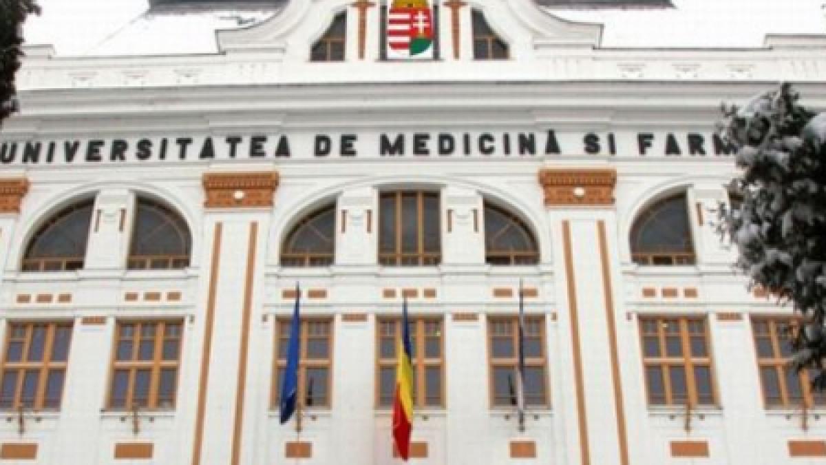 sectia in maghiara a umf targu mures suspendata de instanta