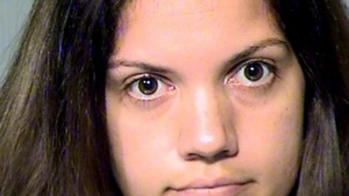 a mintit ca are cancer ca sa obtina bani pentru implanturi cu silicon