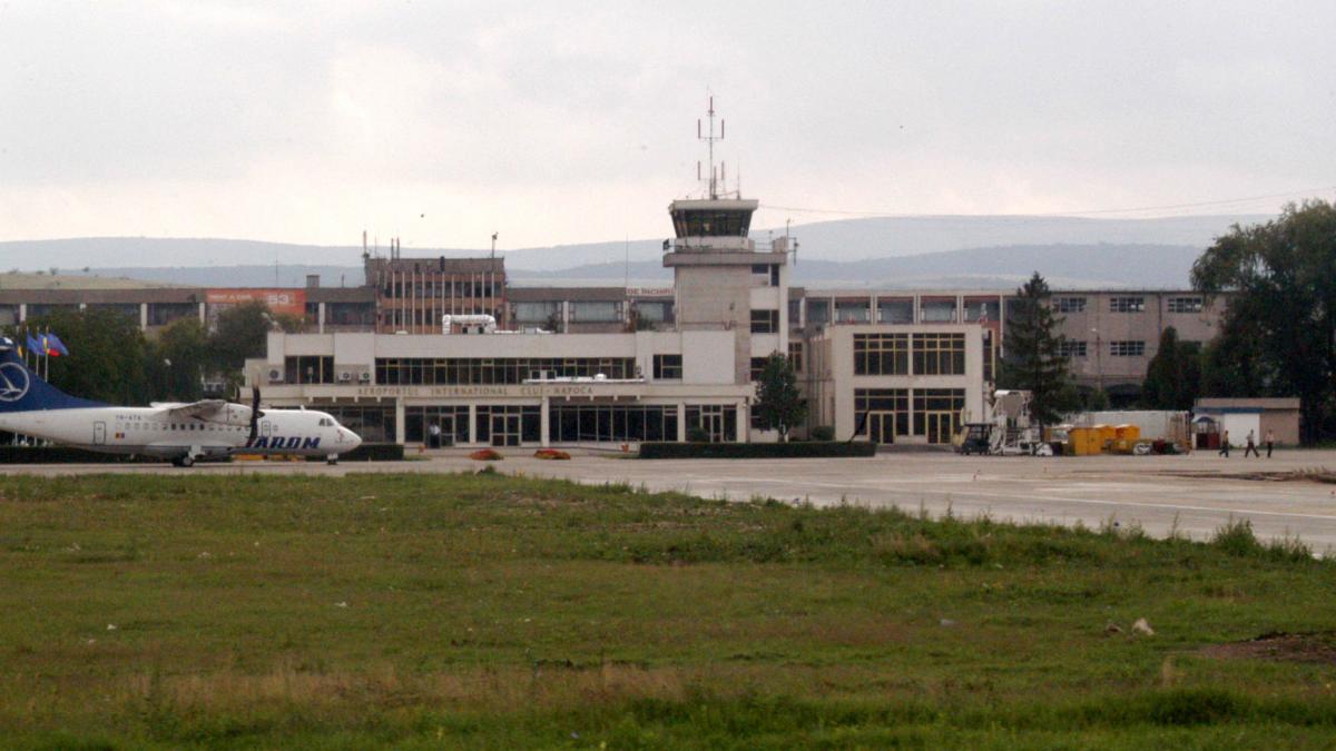 aeroportul international cluj napoca se inchide timp de o saptamana