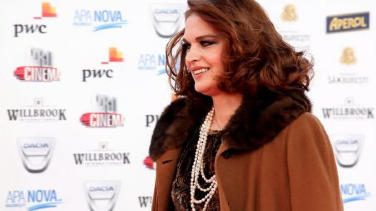 manuela harabor este dupa 17 ani femeie libera in acte de abia a divortat dar este deja logodita