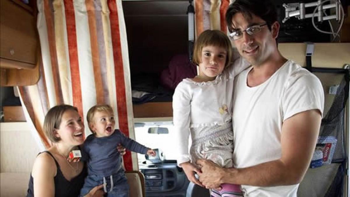 au vandut tot ce aveau si apoi si au luat lumea n cap la propriu