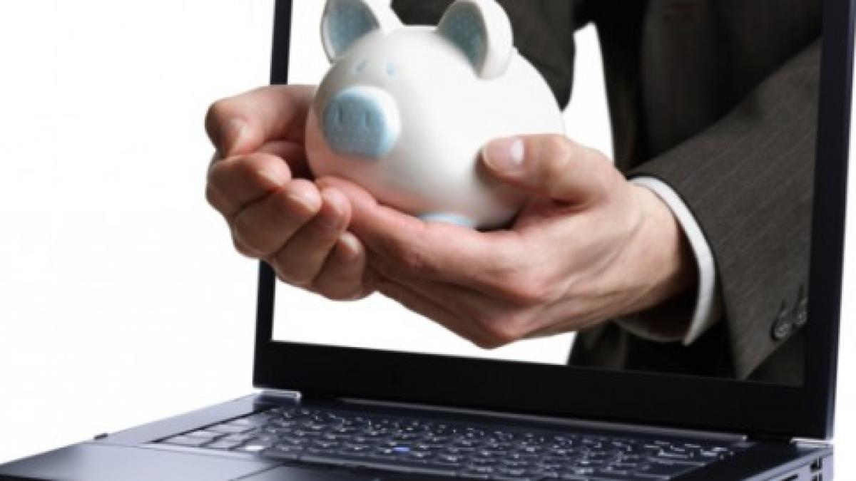 bancheri personali pentru 150 000 de romani