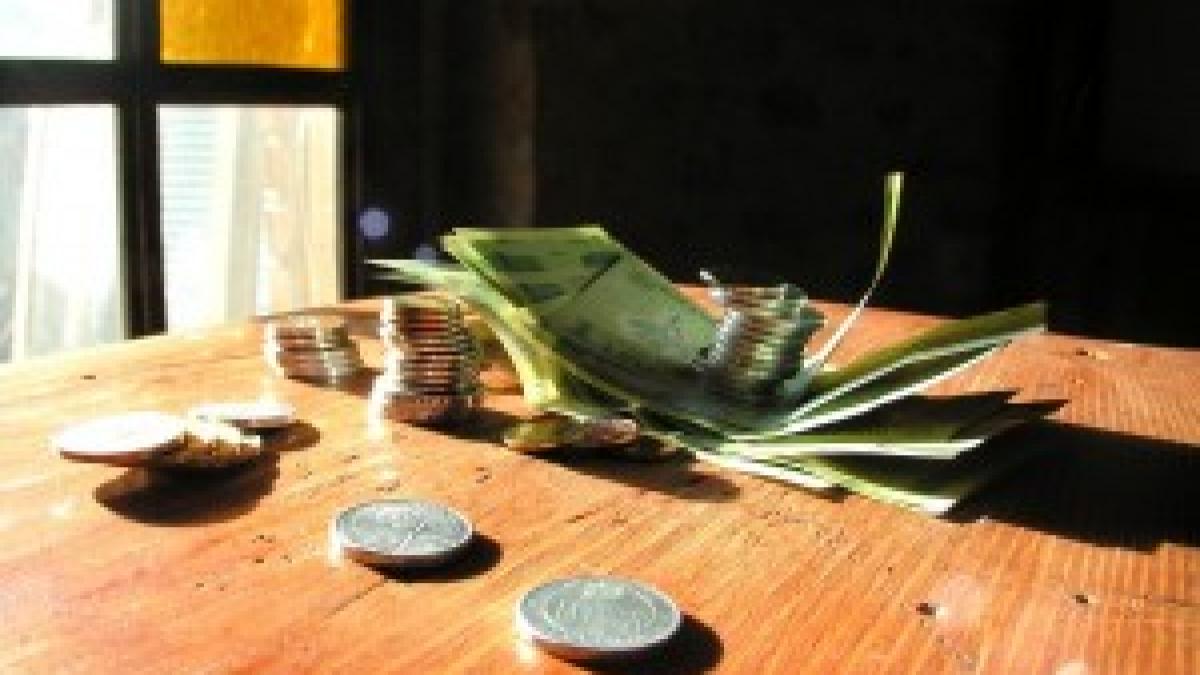 prima decizie reformatoare a guvernului ponta salariile bugetarilor vor fi majorate cu 8 incepand