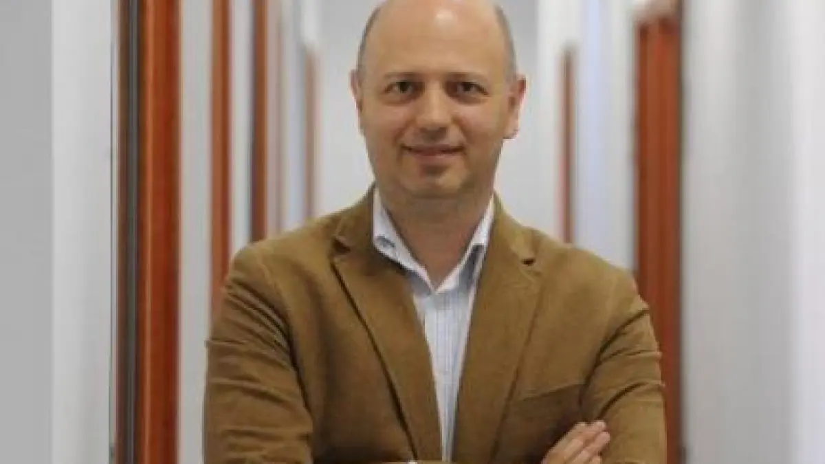 radu georgescu daca i as scrie un mail lui bill gates ne am putea intalni
