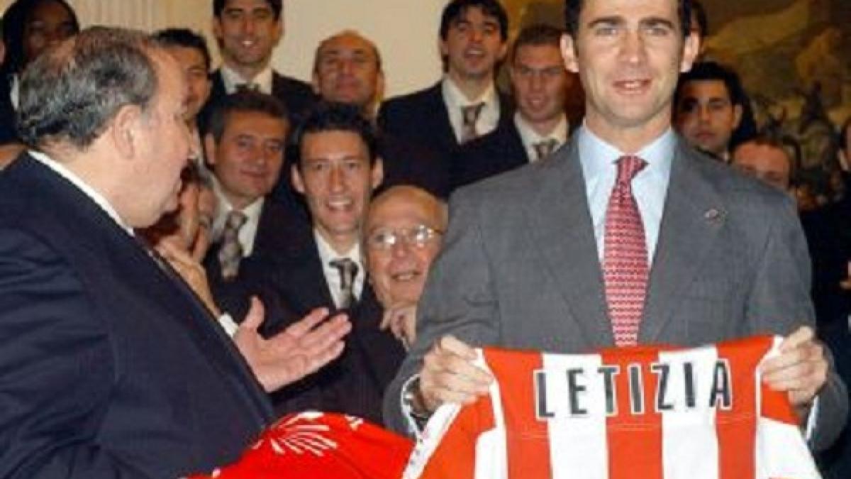 tribuna regala la finala europa league mostenitorul tronului spaniei fan atletico madrid va fi