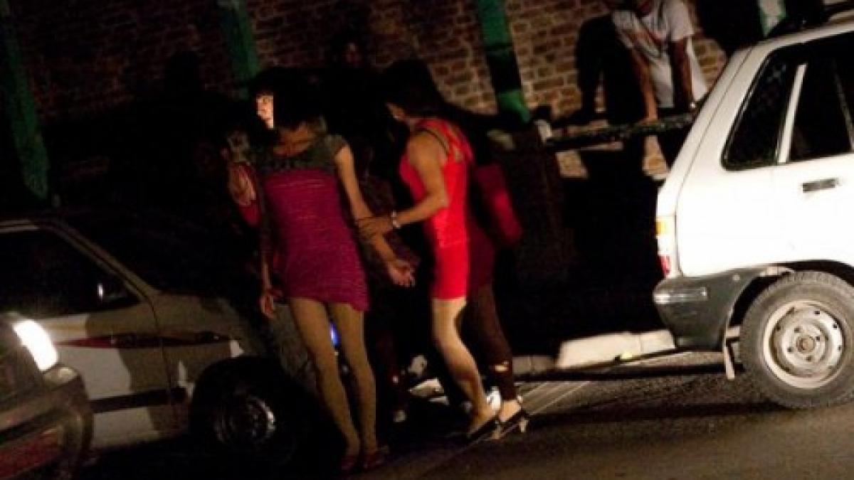 decizia care va distruge multe familii vor fi facute publice fotografiile clientilor prostituatelor