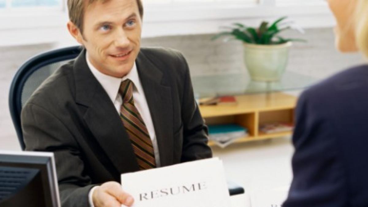 pana la angajare te mananca hr ul