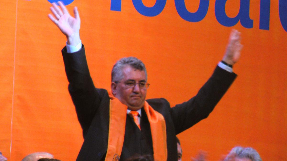 un angajat al primariei suceava a murit in timp ce monta un panou electoral