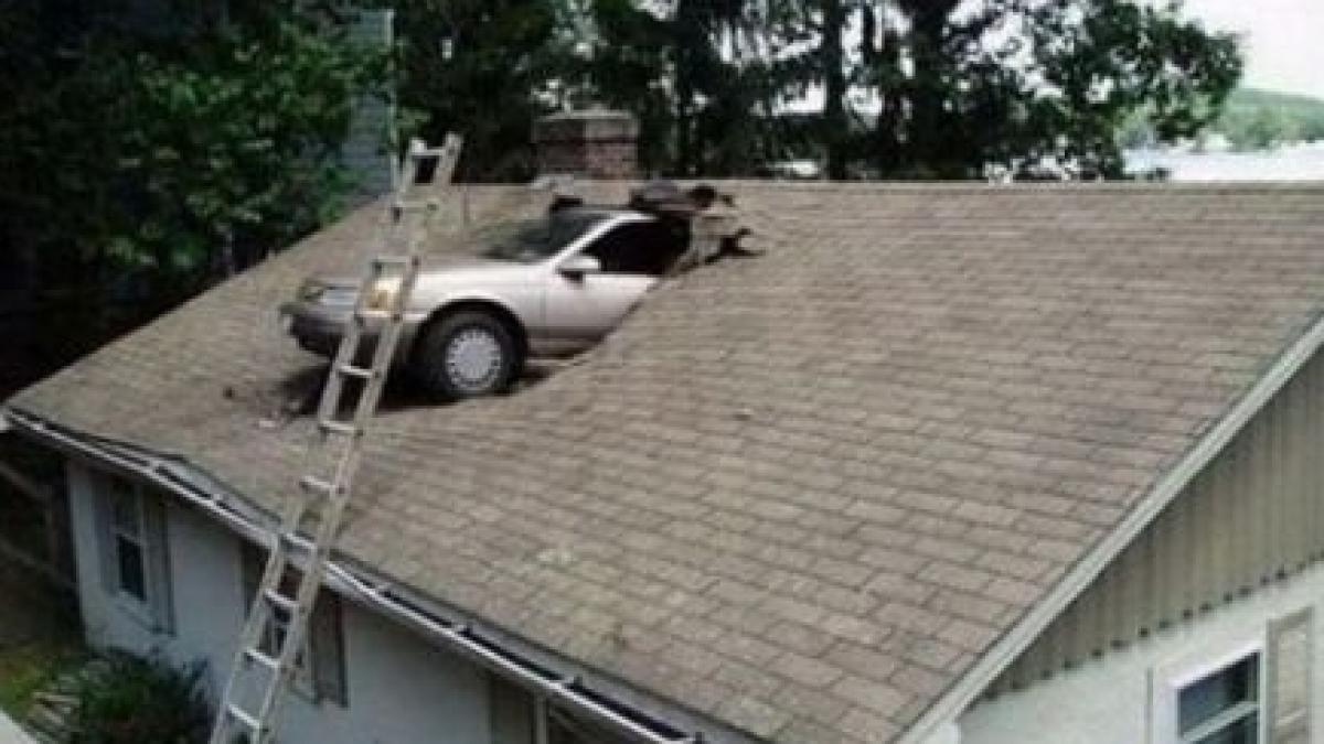 cele mai ciudate accidente rutiere surprinse in fotografii