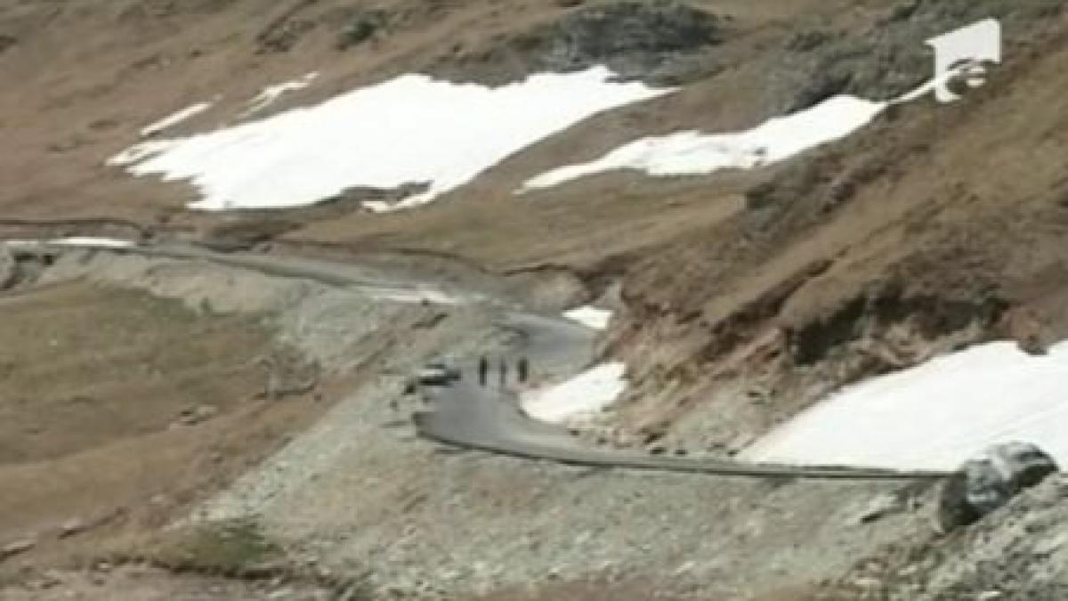 iarna si vara in aceeasi zi 33 de grade la calafat zapada pe transalpina