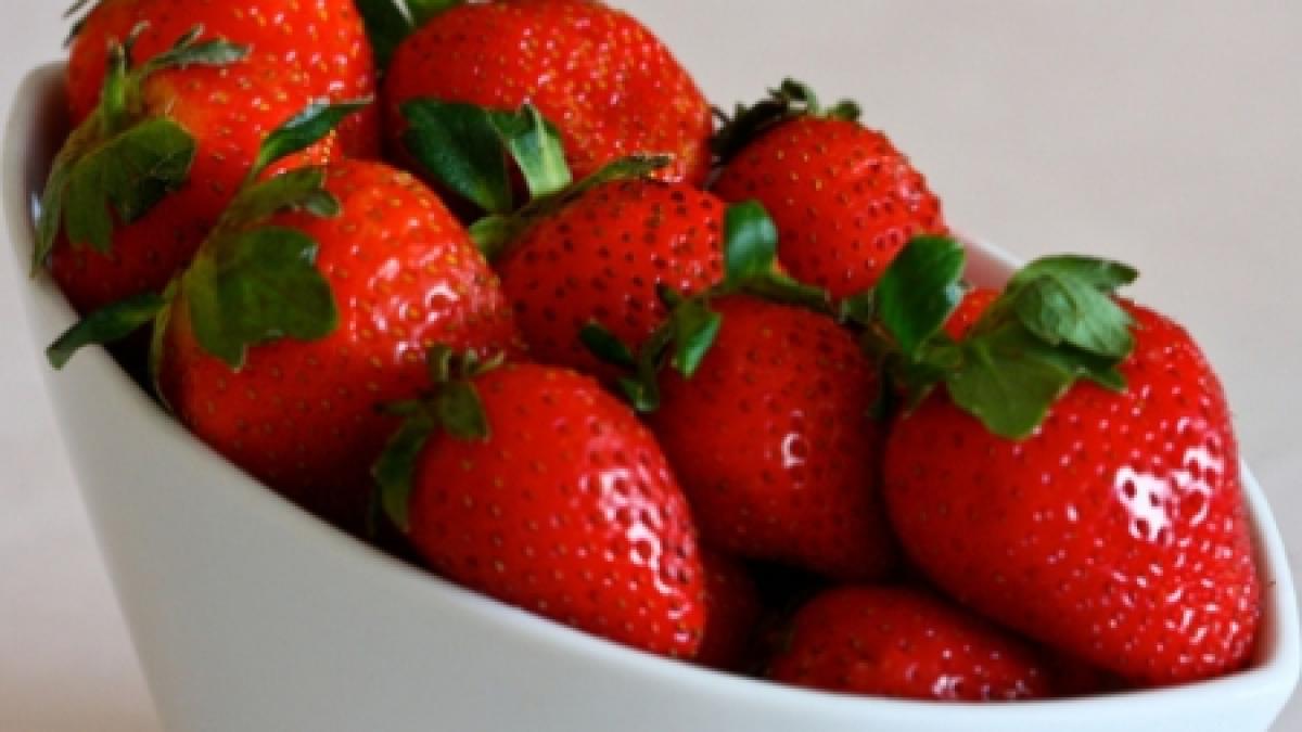 capsunele romanesti sunt un lux costa de aproximativ patru ori mai mult decat cele din import