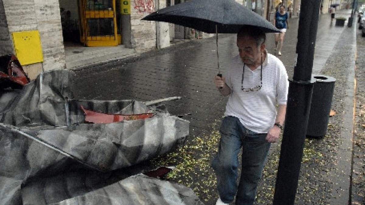 o femeie de 66 de ani a murit lovita de masina dupa ce a fost dezechilibrata de vant