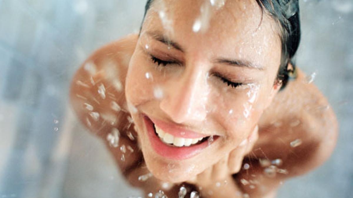 cum putem opri infestarea cu hiv femeile sa se rada in cap si sa nu se mai spele