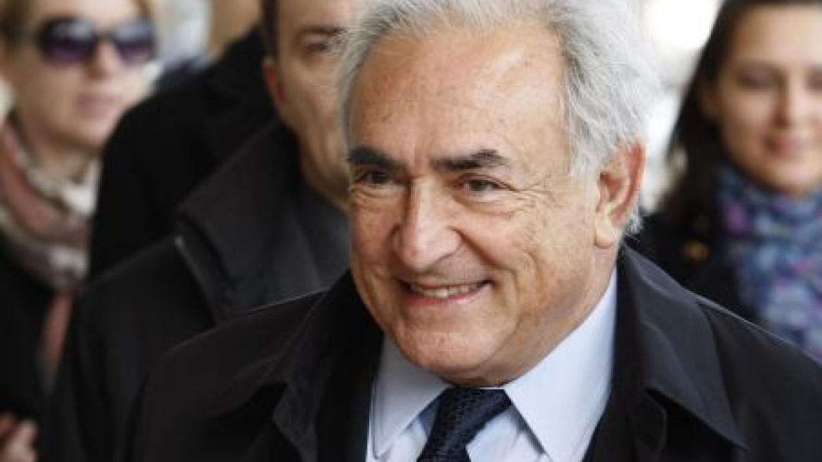 dsk ii cere cameristei despagubiri de un milion de dolari ca n a mai ajuns presedinte