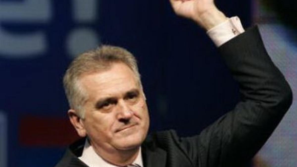 alegerile prezidentiale din serbia tomislav nikolici il devanseaza pe boris tadici in urma