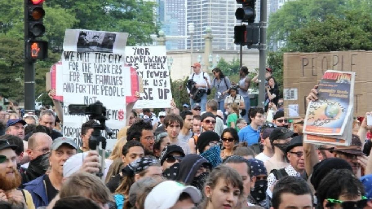 chicago sute de persoane au manifestat impotriva summitului nato