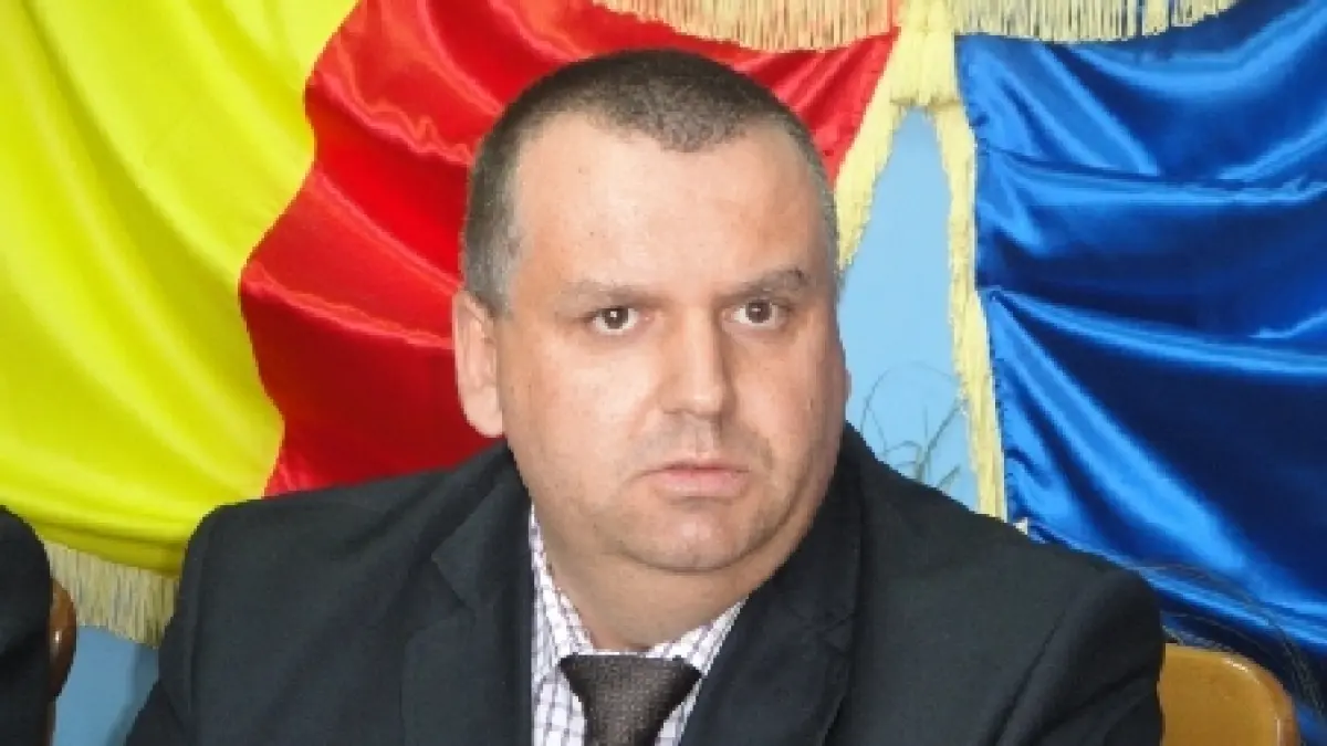 botosani prefectul cere directorilor institutiilor publice sa nu se implice in campania electorala