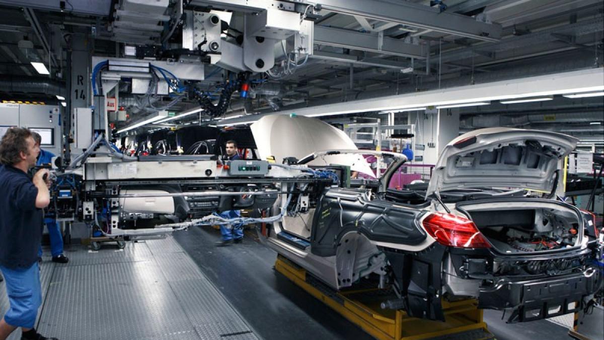 din toamna un gigant din industria auto ar putea veni sa si construiasca masinile in romania