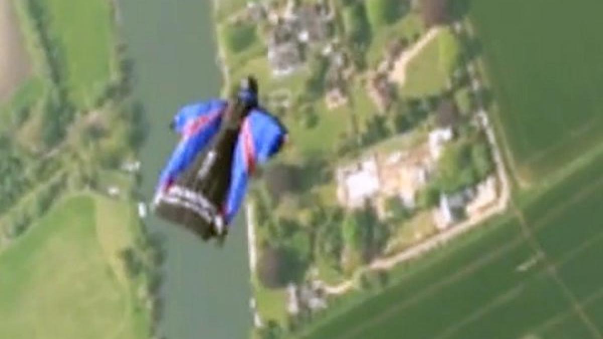 gary connery primul om care a supravietuit unui salt din elicopter fara parasuta