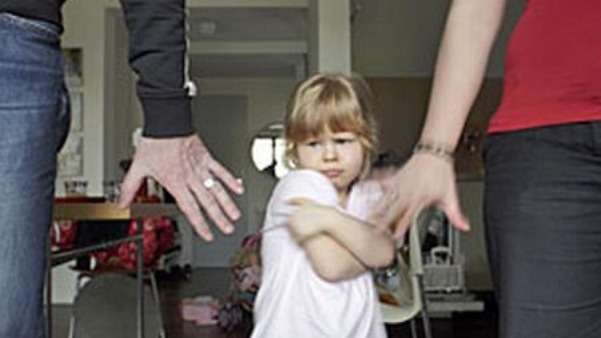 psihiatra de origine romana care are nevoie de psihiatru a furat un copil din romania pentru ca