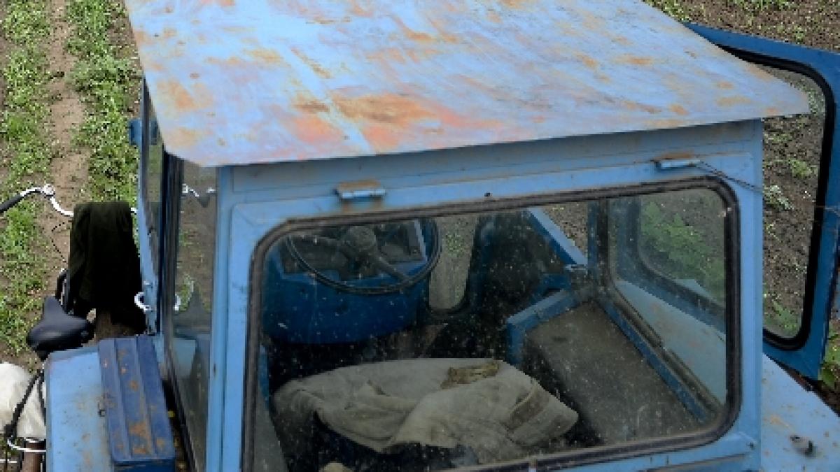 craiova patru tineri au fost prinsi in flagrant cand furau 200 de litri de combustibil dintr un