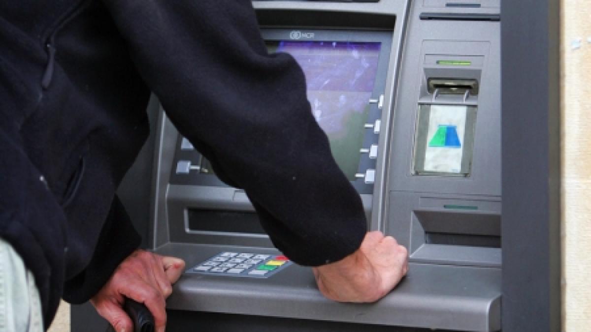 plata taxelor cu cardul un vis frumos pentru romani nici macar un sfert dintre localitati nu au