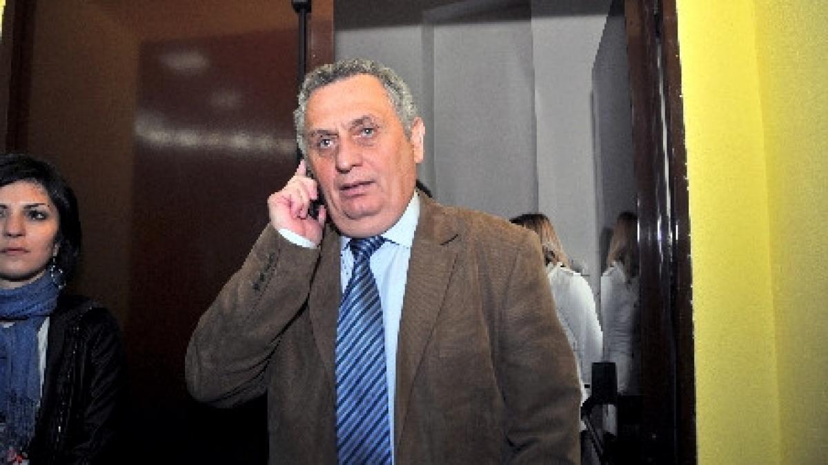 candidatul pdl la cj sibiu primarul iohannis este un dictator ce ironie a avut stirbet la adresa