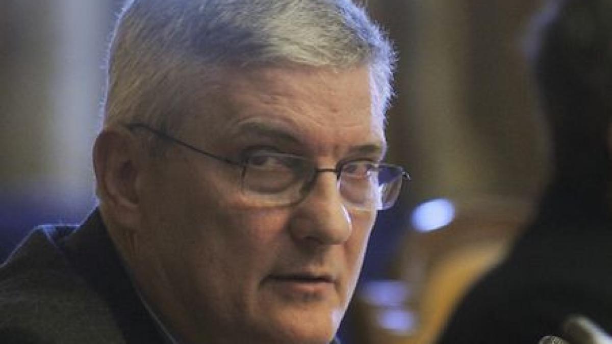 daniel daianu s a retras din postul de consilier de stat al premierului ponta