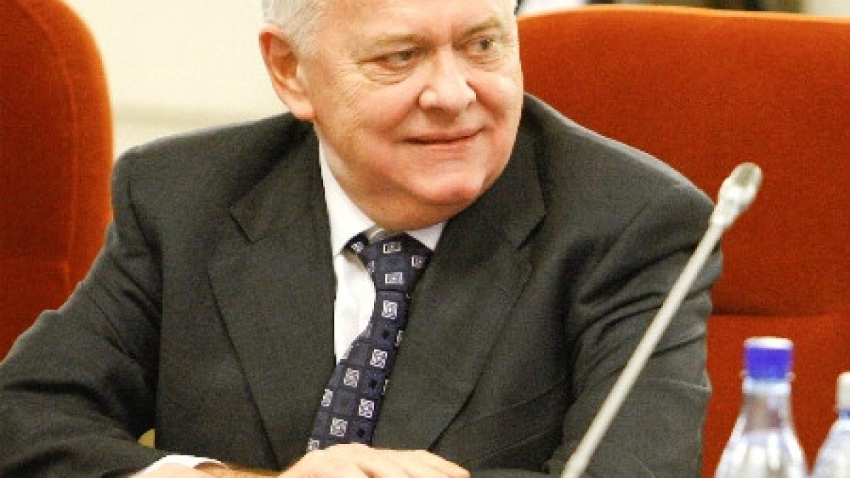 hrebenciuc in februarie 2013 il suspendam pe basescu daca nu i o da dumnezeu gandul cel bun pana