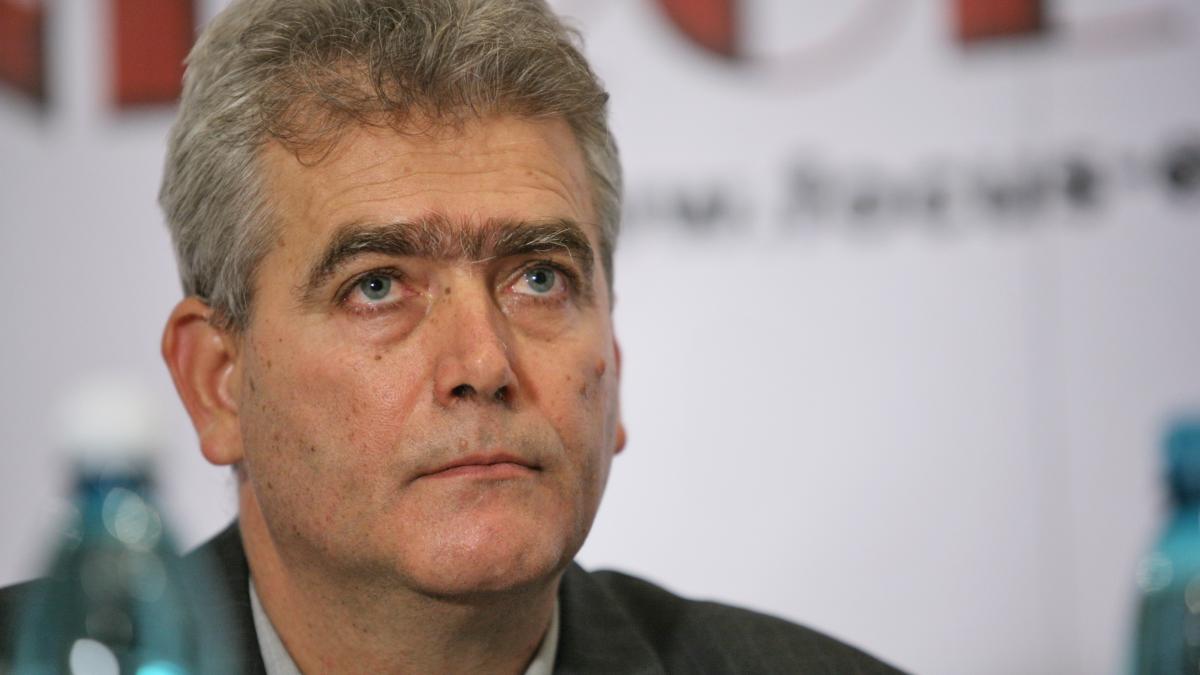 premierul ponta l a schimbat pe seful anrm alexandru patruti inlocuit de gheorghe dutu